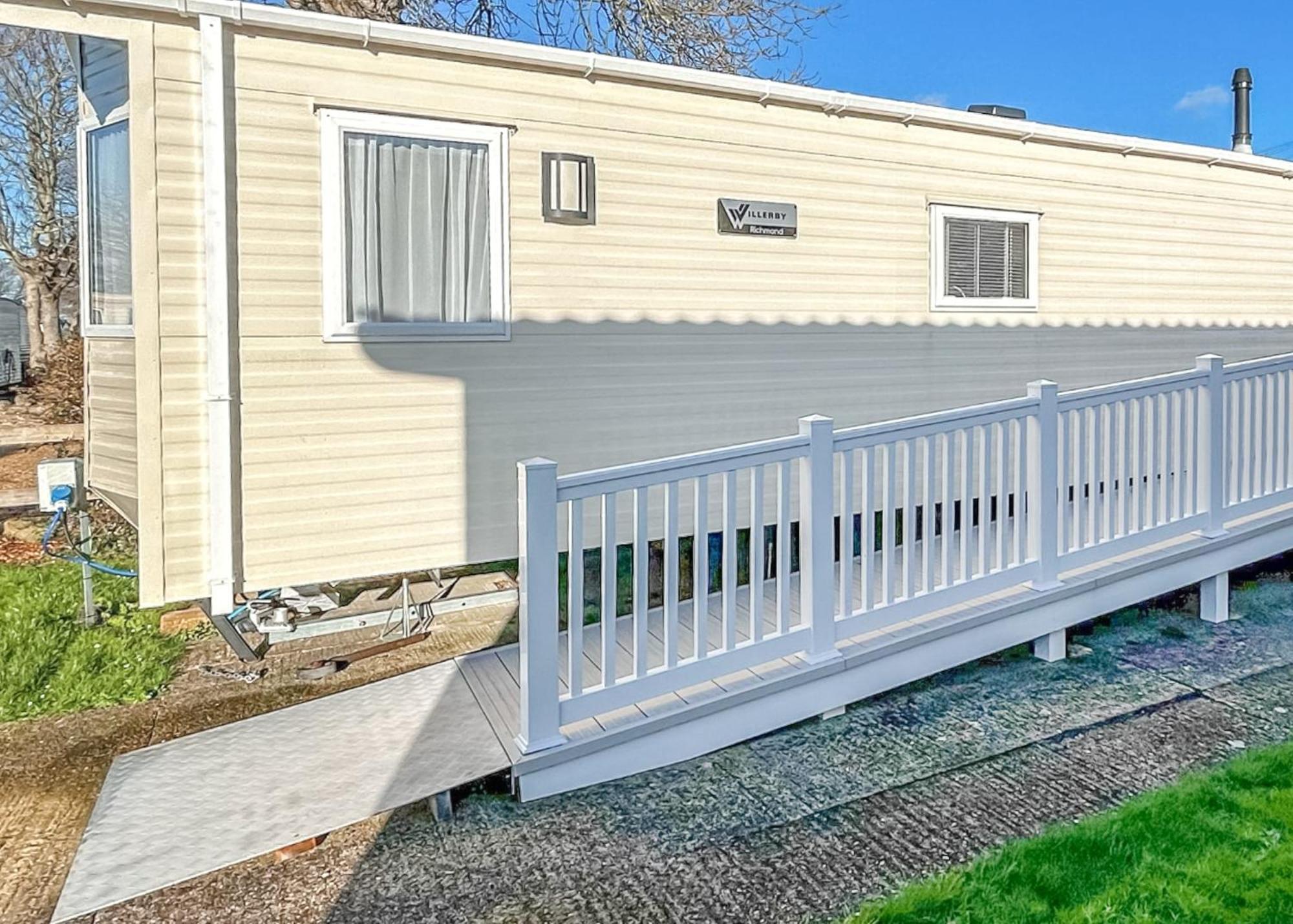 Orchards Holiday Park Newbridge  Kültér fotó