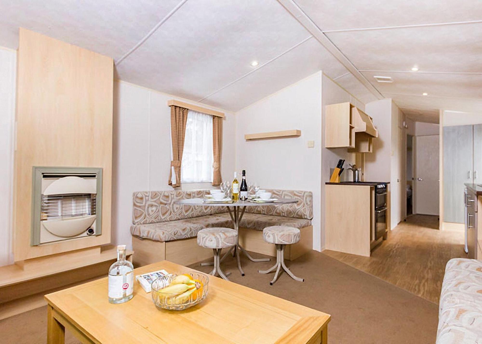 Orchards Holiday Park Newbridge  Kültér fotó